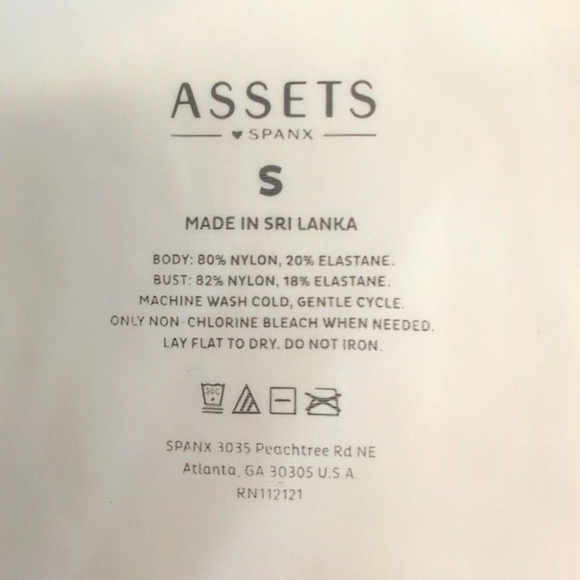 Spanx Assets Shaping Cami Tank Bra Top White Size Small EUC - Picture 3 of 3